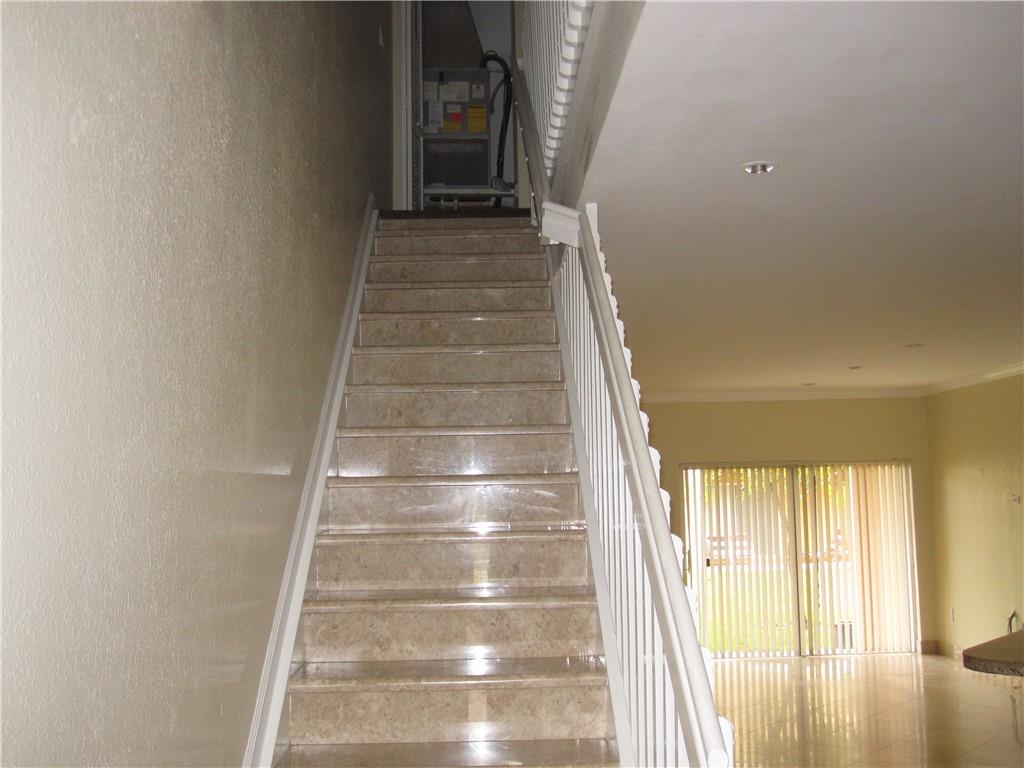 Aztec 167-19 B - Residential Lease