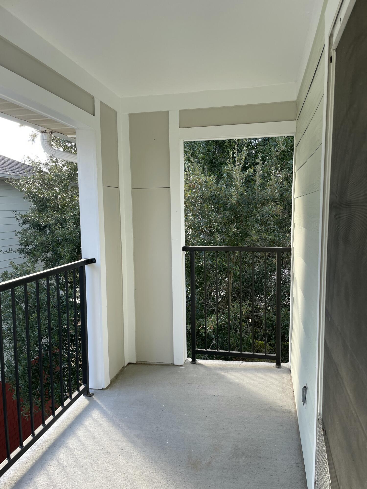 CAMPUS EDGE - Residential