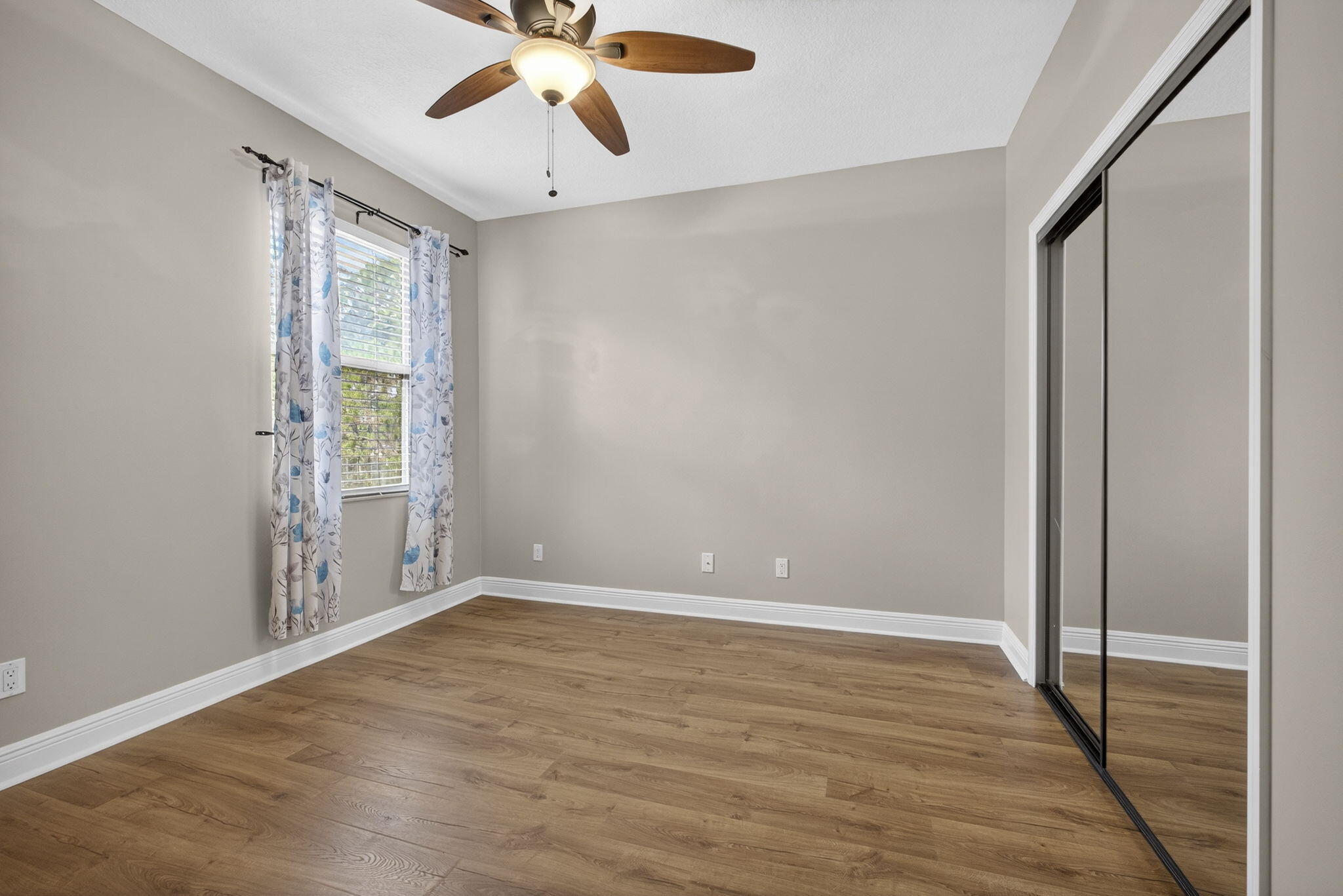 Acreage - Residential