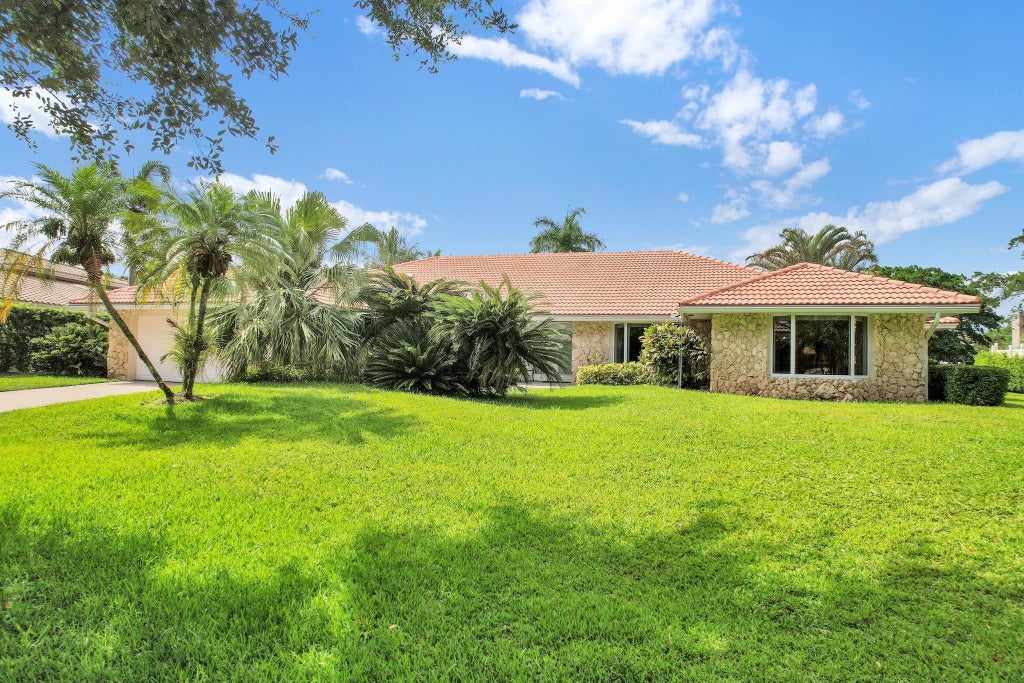 Photo of 7197 Encina Lane, Boca Raton, FL 33433 (MLS # R11102451)
