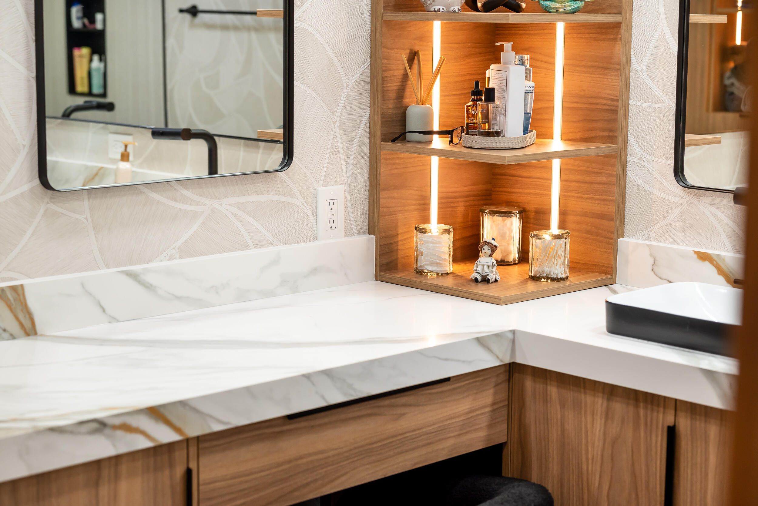 ATRIUM CONDO S 1/2 OF LT - Residential