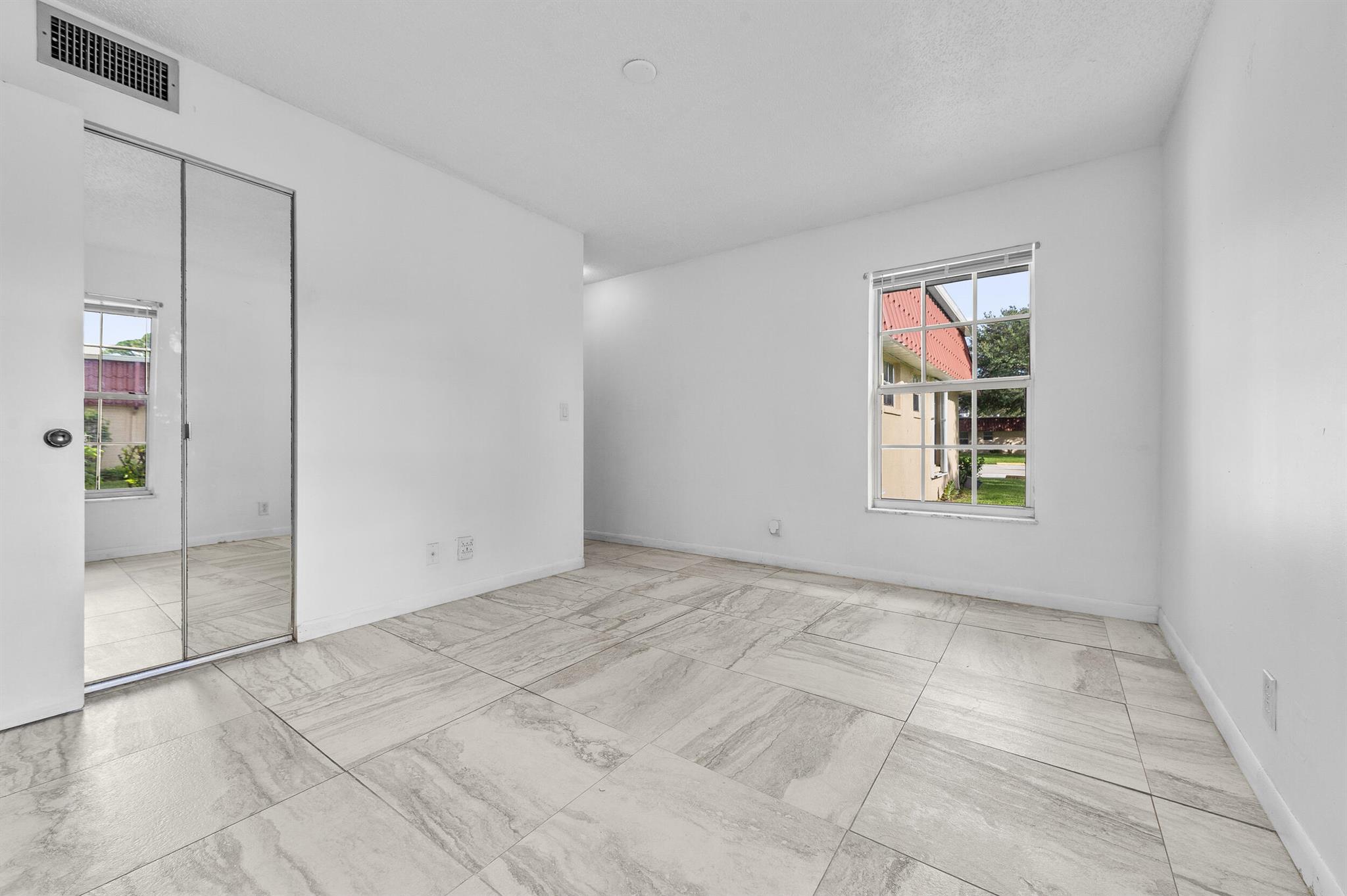 COVERED BRIDGE CONDO - Residential