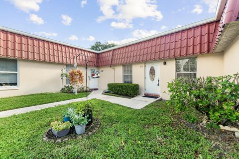 Tiny photo for 811 Salem Lane, Lake Worth, FL 33467 (MLS # R11131020)