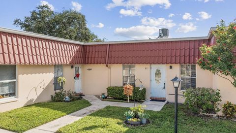 Photo of 811 Salem Lane, Lake Worth, FL 33467 (MLS # R11131020)