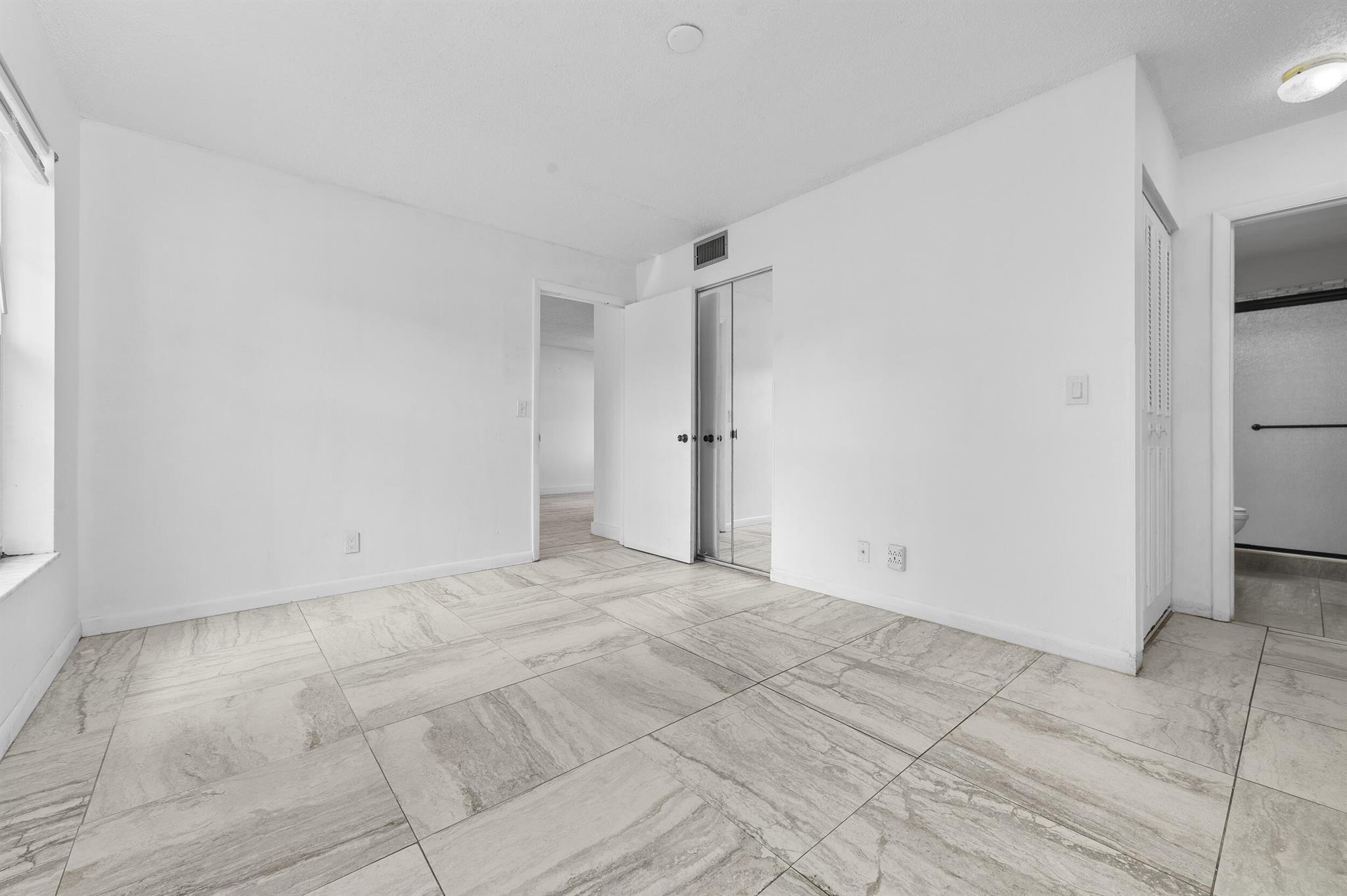COVERED BRIDGE CONDO - Residential