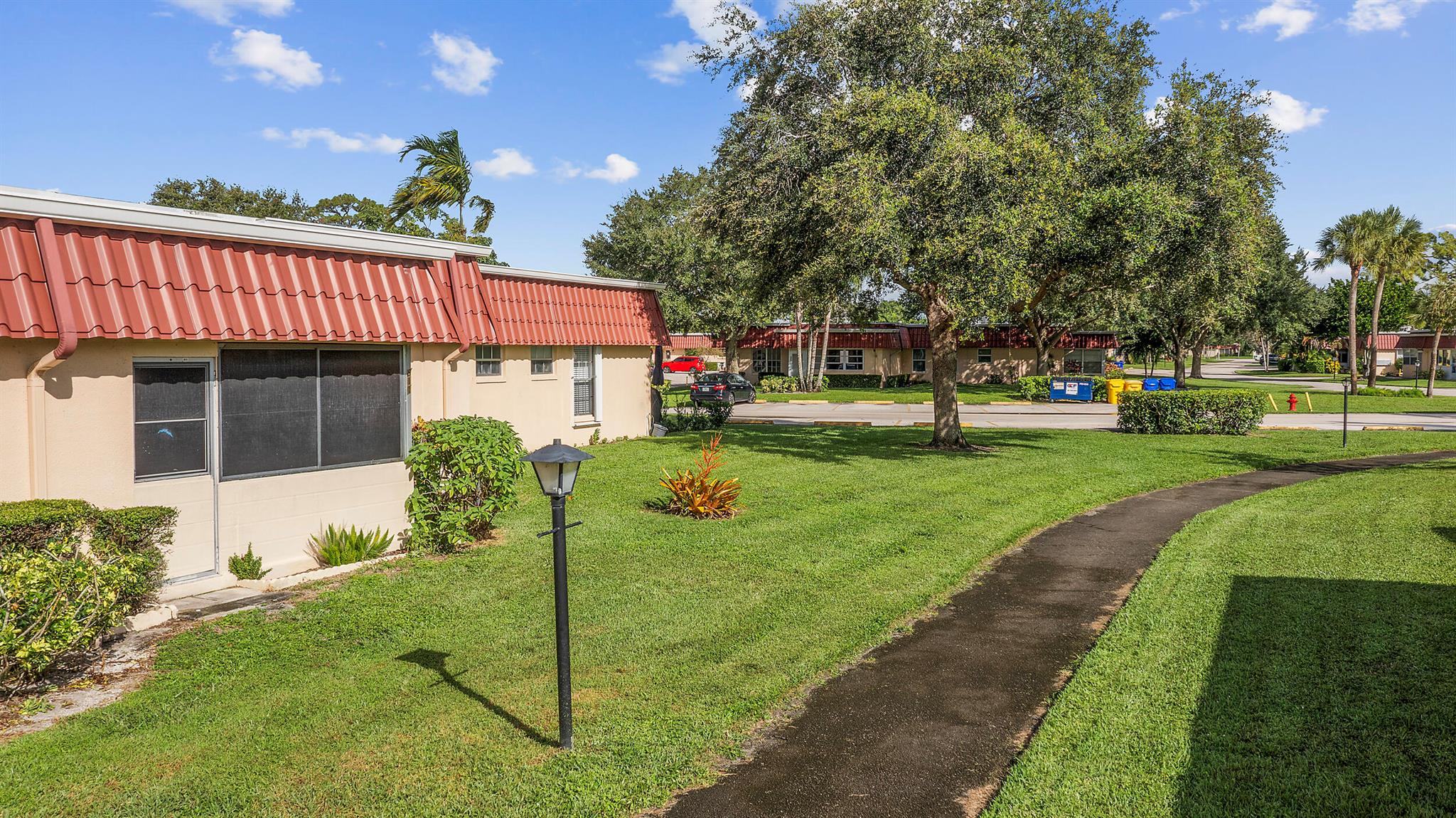 View photos, virtual tours, details... 811 Salem Lane