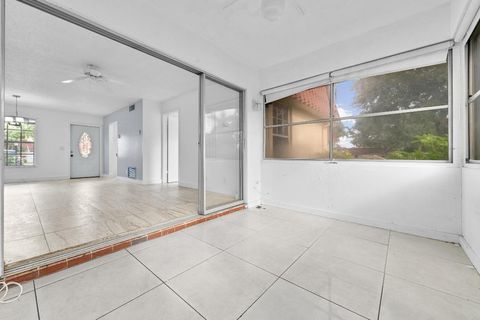Tiny photo for 811 Salem Lane, Lake Worth, FL 33467 (MLS # R11131020)
