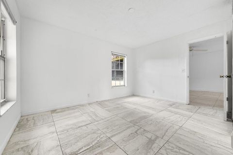 Tiny photo for 811 Salem Lane, Lake Worth, FL 33467 (MLS # R11131020)