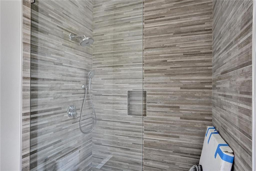 Coral Ridge - Residential