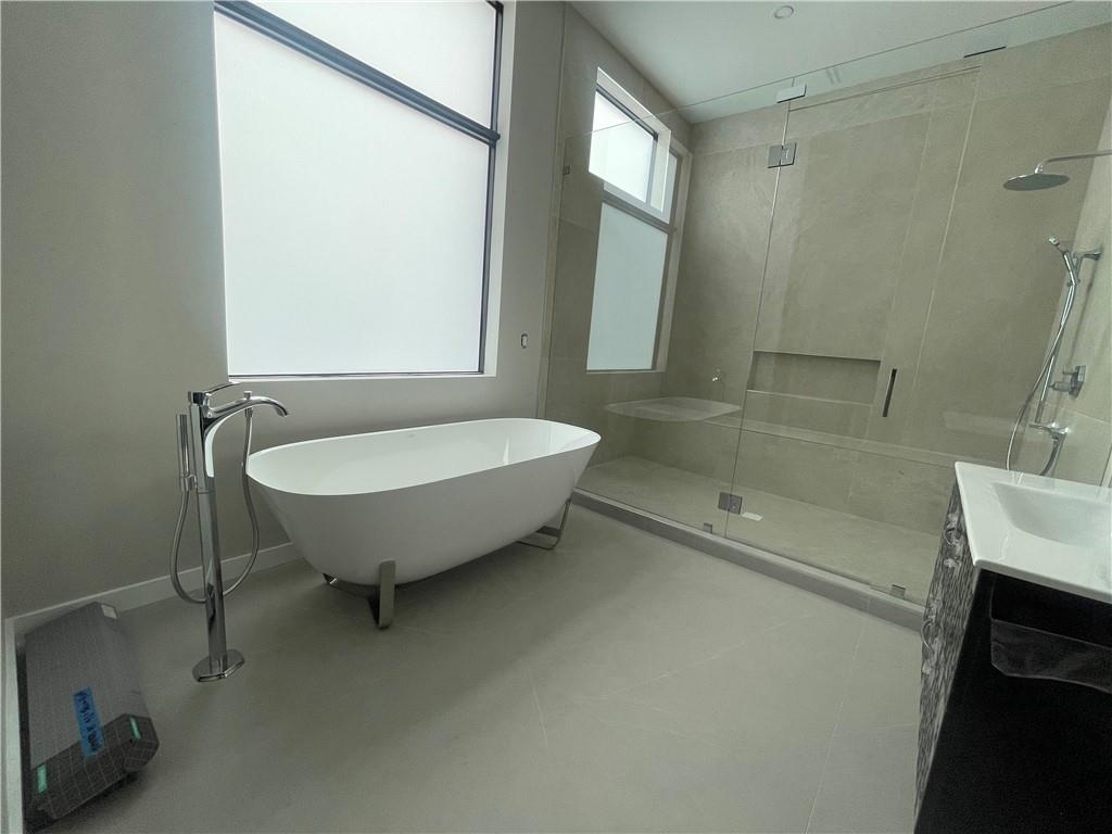 Coral Ridge - Residential