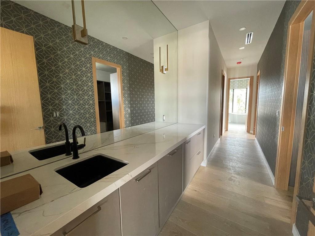 Coral Ridge - Residential