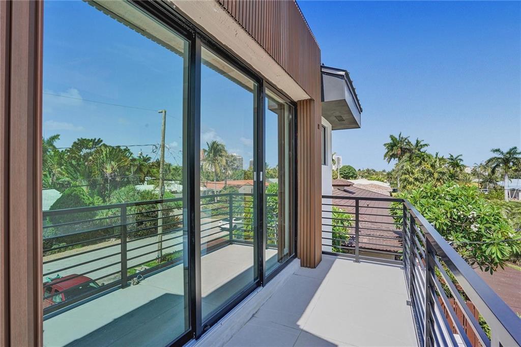 Coral Ridge - Residential