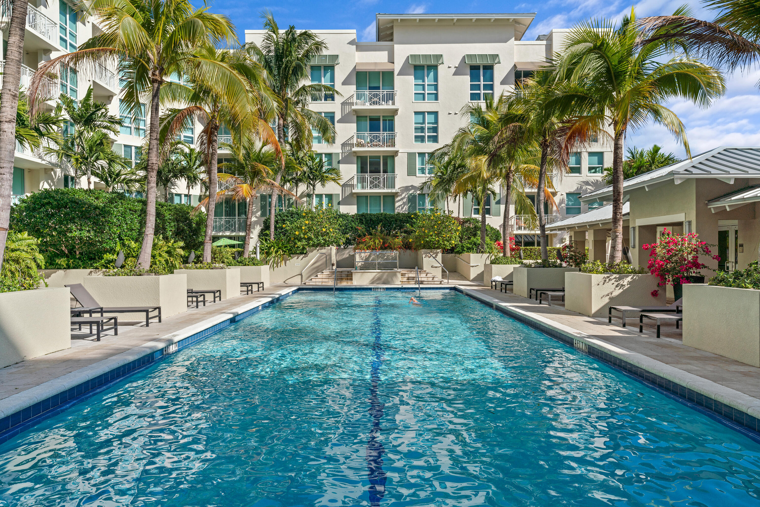 CITY PALMS CONDO - Residential Lease
