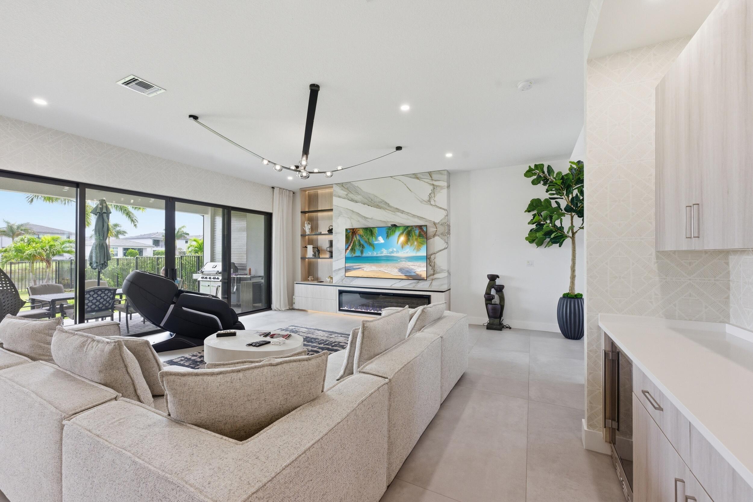 BOCA RATON GOLF COURSE PUD - Residential
