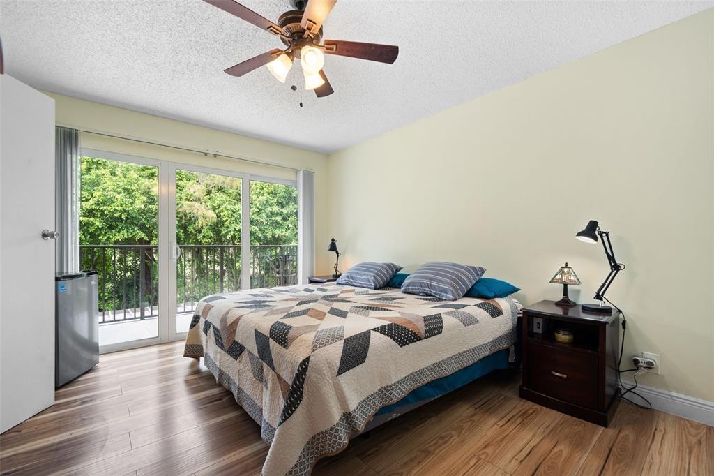 SANDPEBBLES TOWNHOUSE CON - Residential Lease