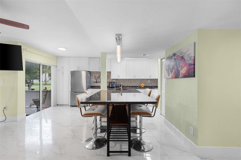 SANDPEBBLES TOWNHOUSE CON - Residential Lease