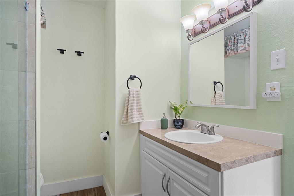 SANDPEBBLES TOWNHOUSE CON - Residential Lease