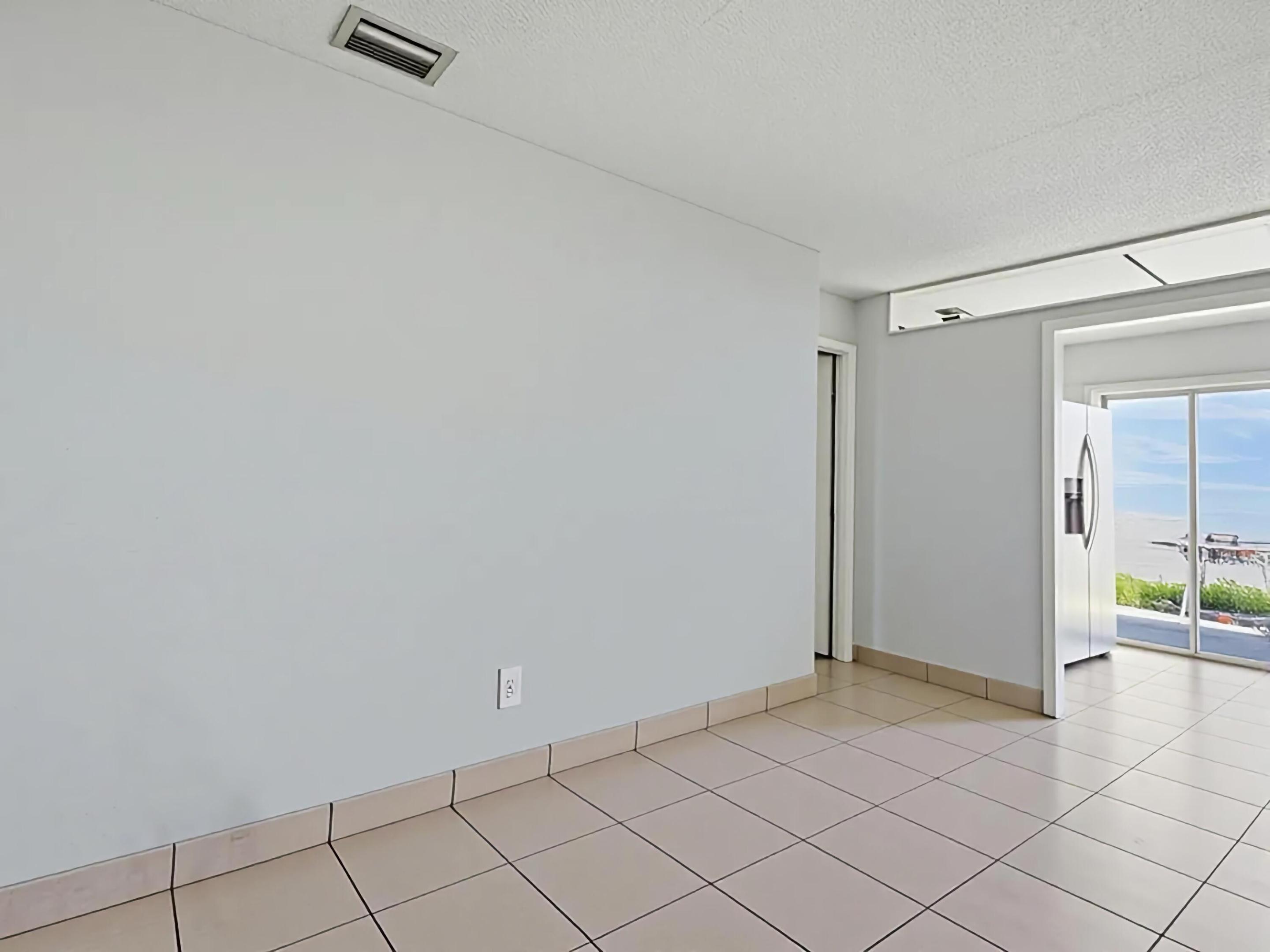 1858 Keenland Circle