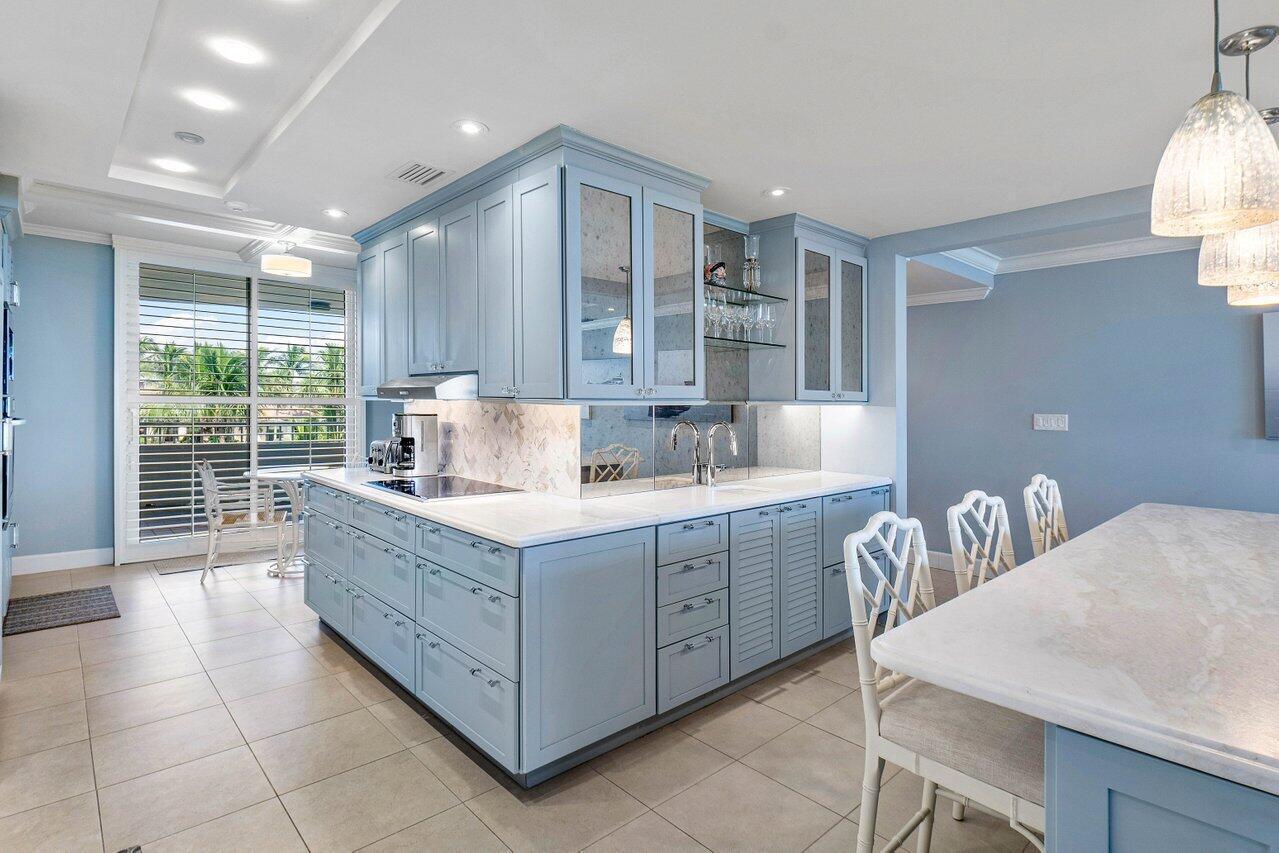 SAILFISH POINT - Residential