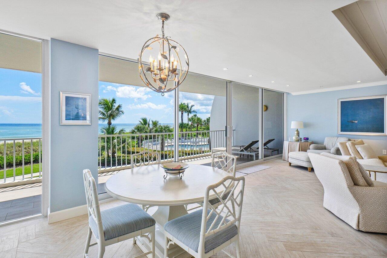 SAILFISH POINT - Residential