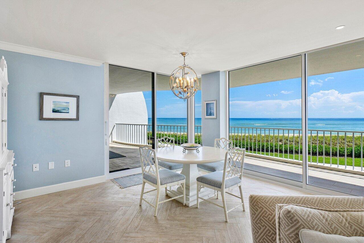 SAILFISH POINT - Residential