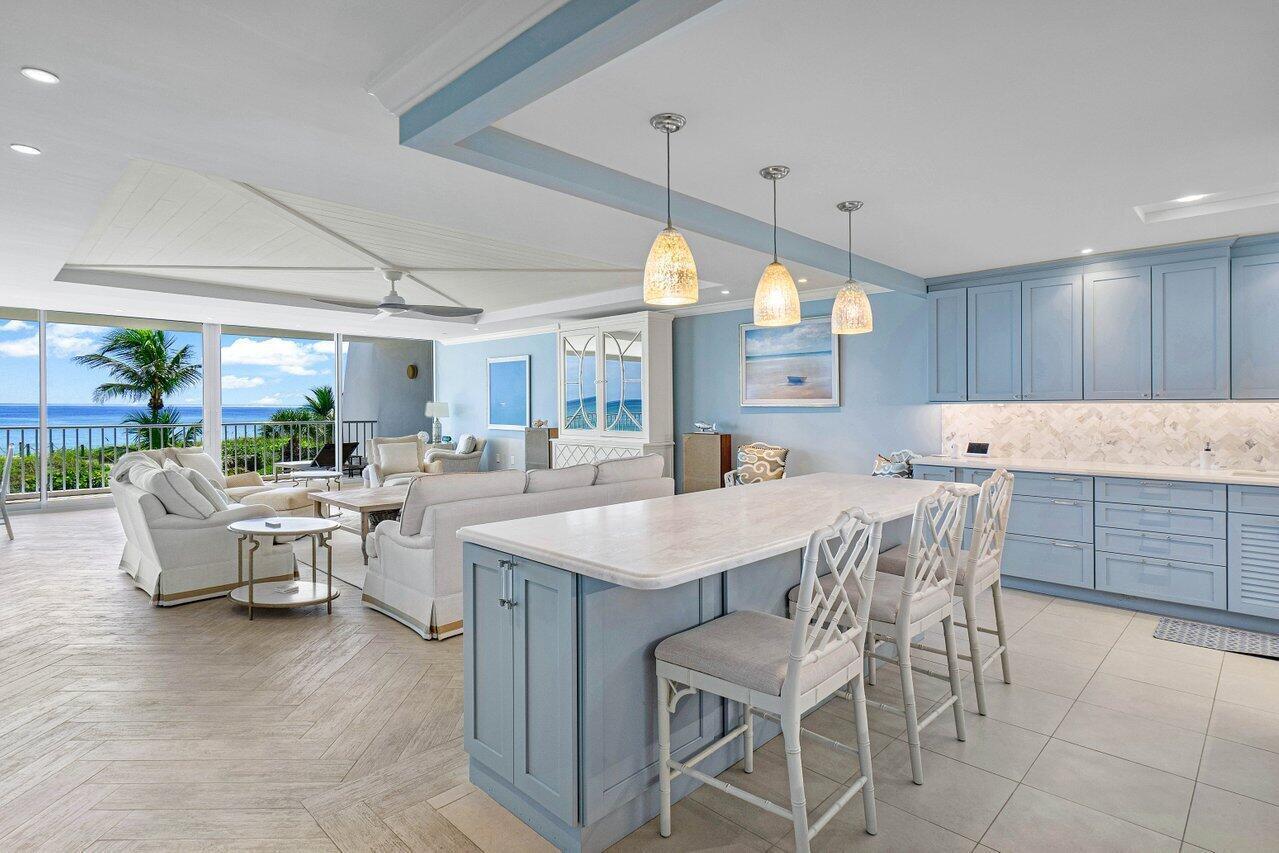 SAILFISH POINT - Residential