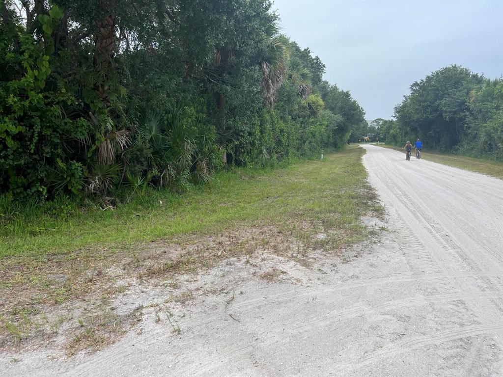 VERO LAKE ESTATES UNIT A - Land