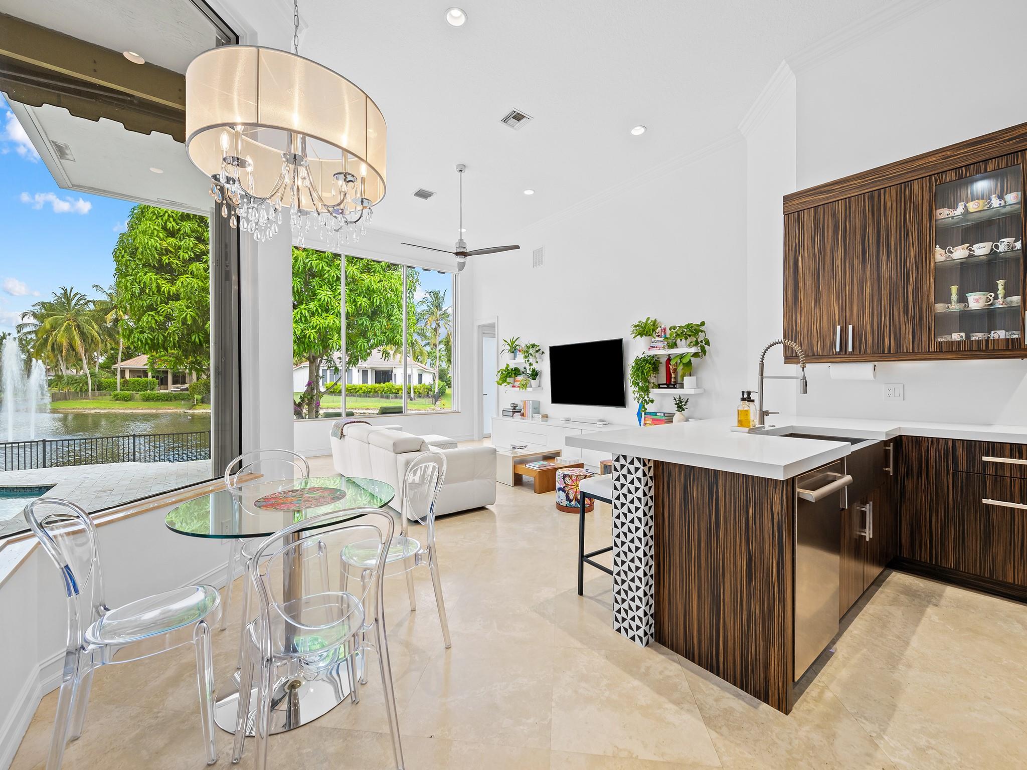 The Enclave 2nd Sec 156-8 - Residential