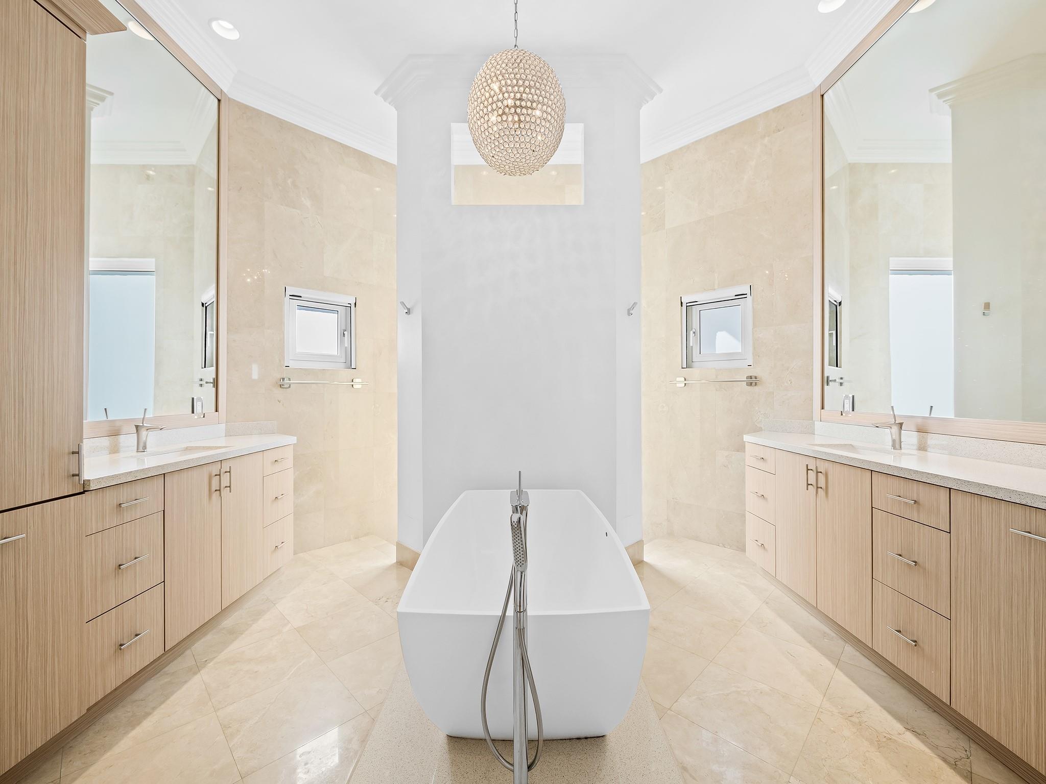 The Enclave 2nd Sec 156-8 - Residential