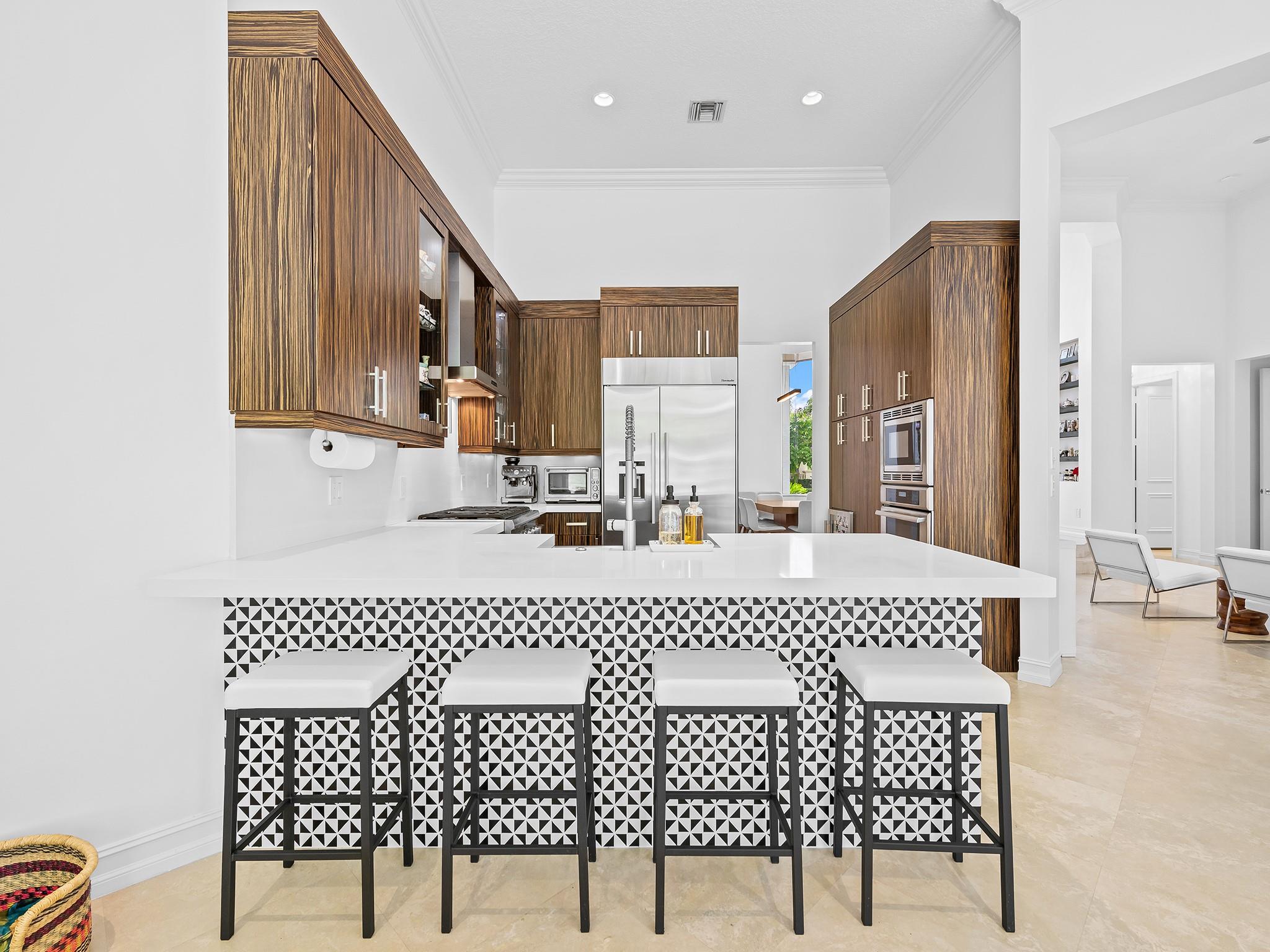 The Enclave 2nd Sec 156-8 - Residential