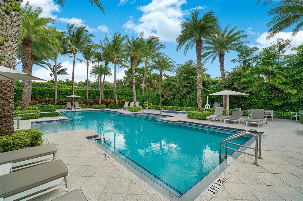 SEAGATE RESIDENCES CONDO - Residential