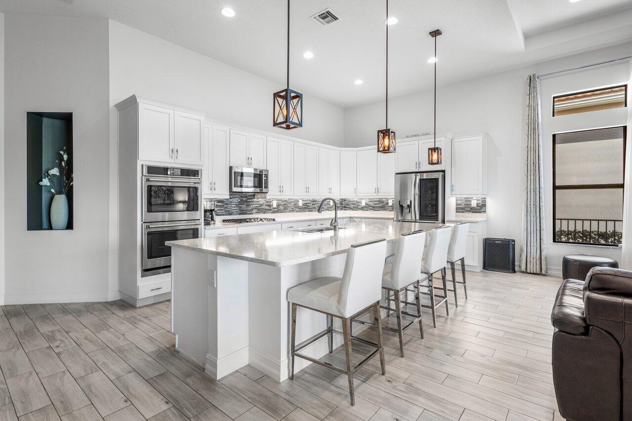 PARKLAND ROYALE - Residential Lease