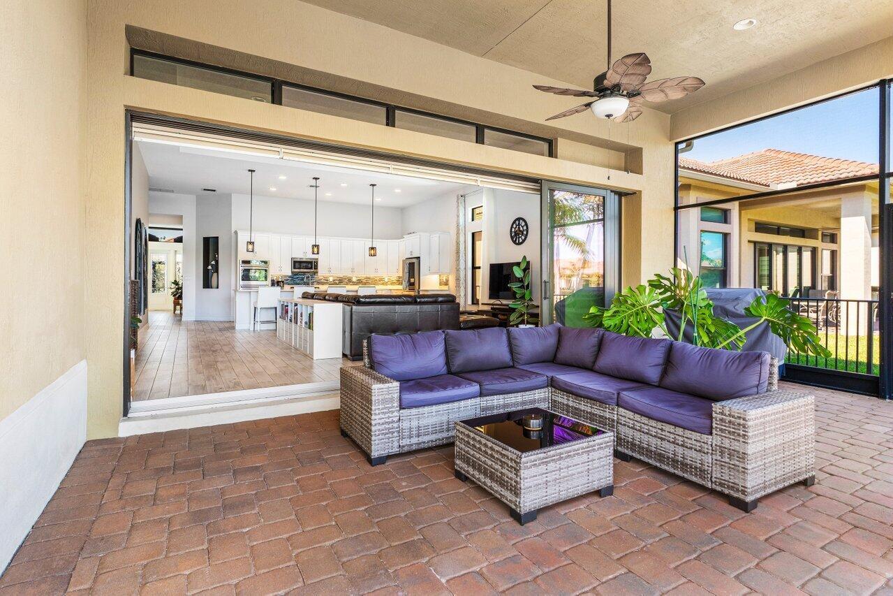 PARKLAND ROYALE - Residential Lease
