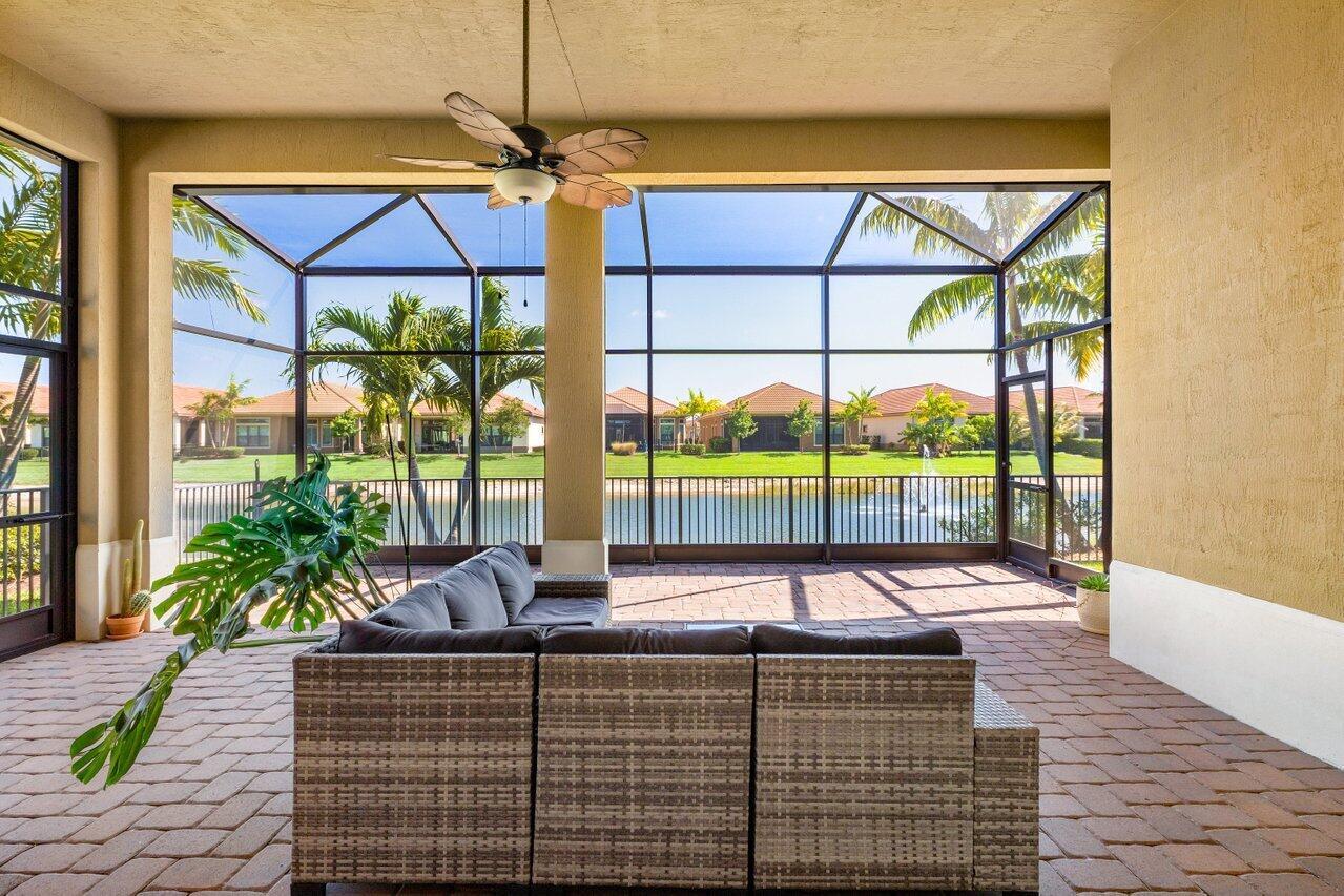 PARKLAND ROYALE - Residential Lease