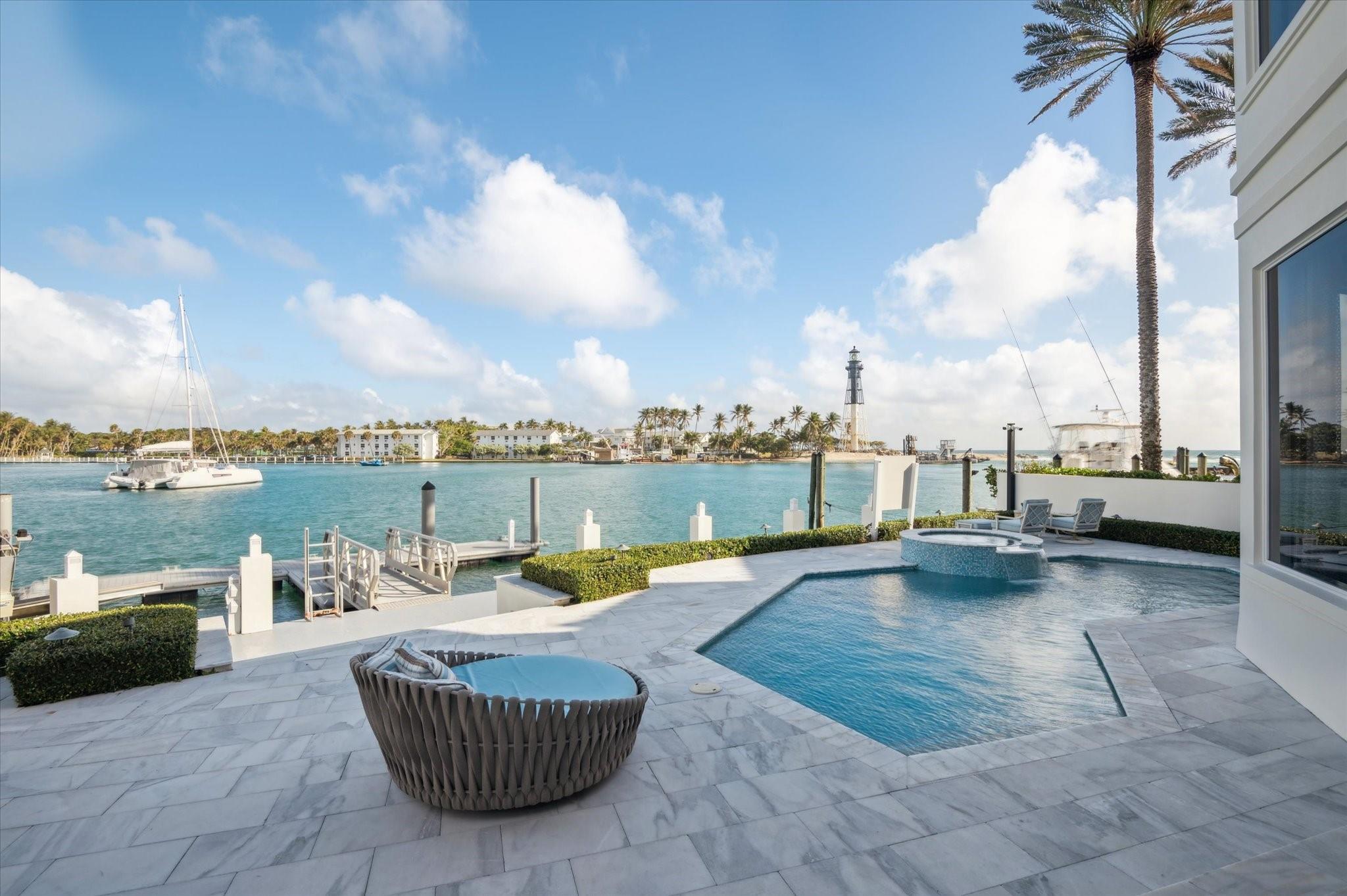 Hillsboro Shores - Residential