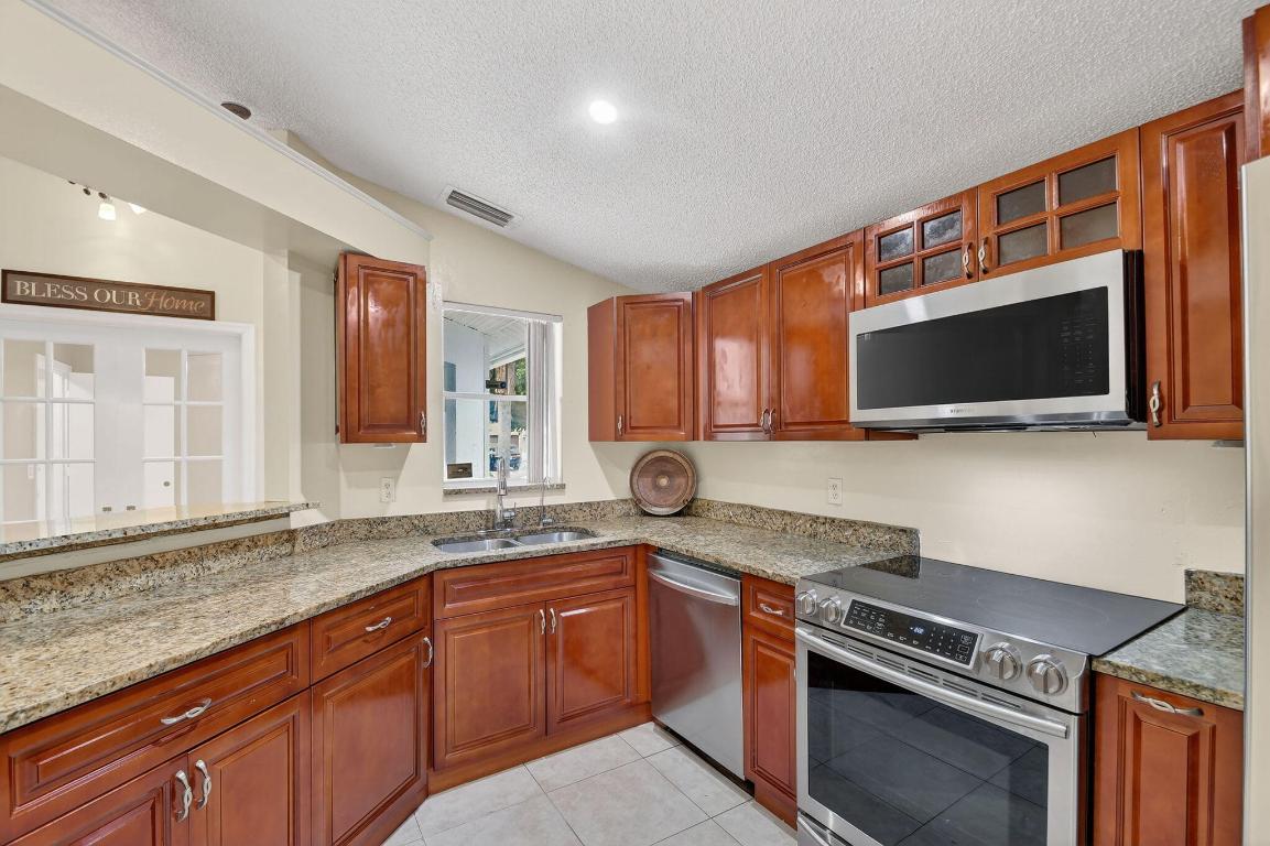 Arbor Glen - Residential