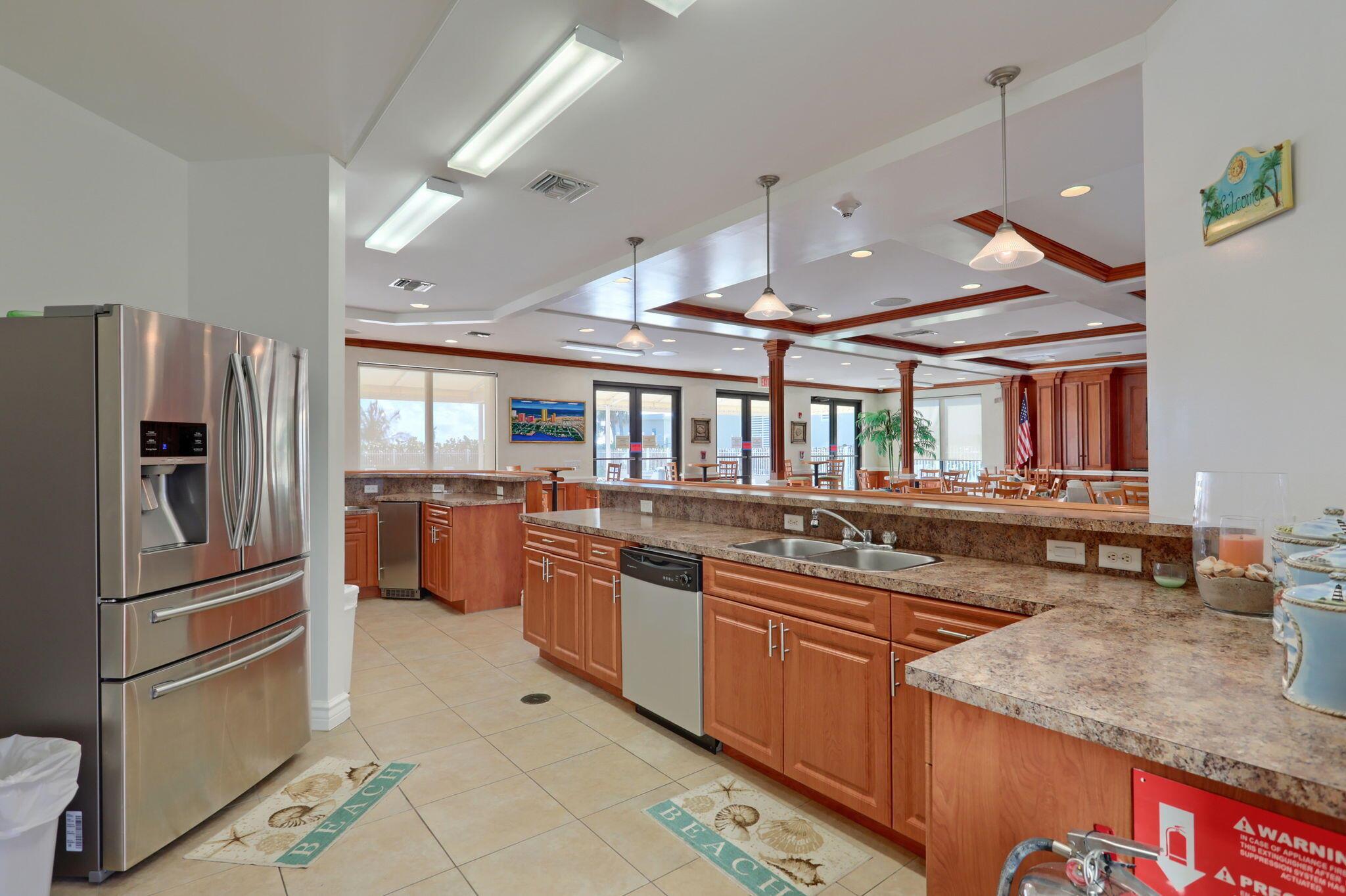 PHOENIX TOWERS CONDO - Residential Lease