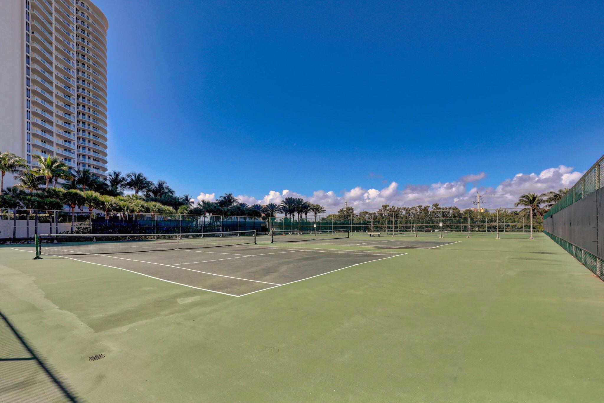 PHOENIX TOWERS CONDO - Residential Lease