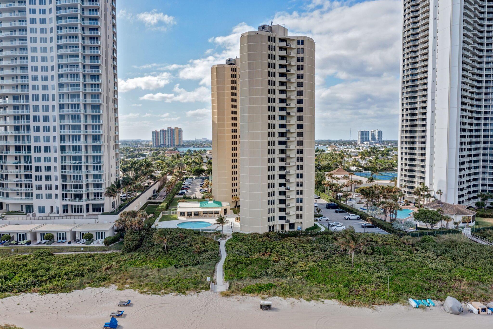 PHOENIX TOWERS CONDO - Residential Lease