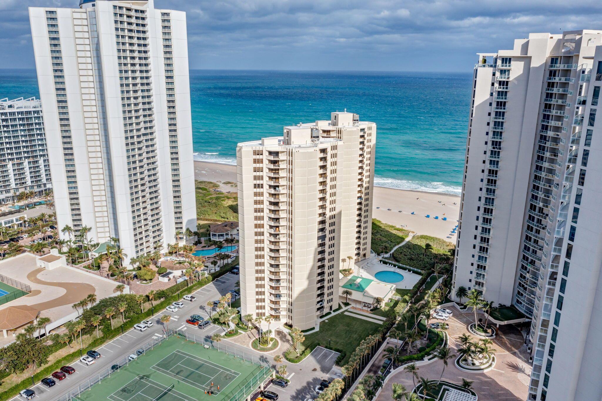 PHOENIX TOWERS CONDO - Residential Lease