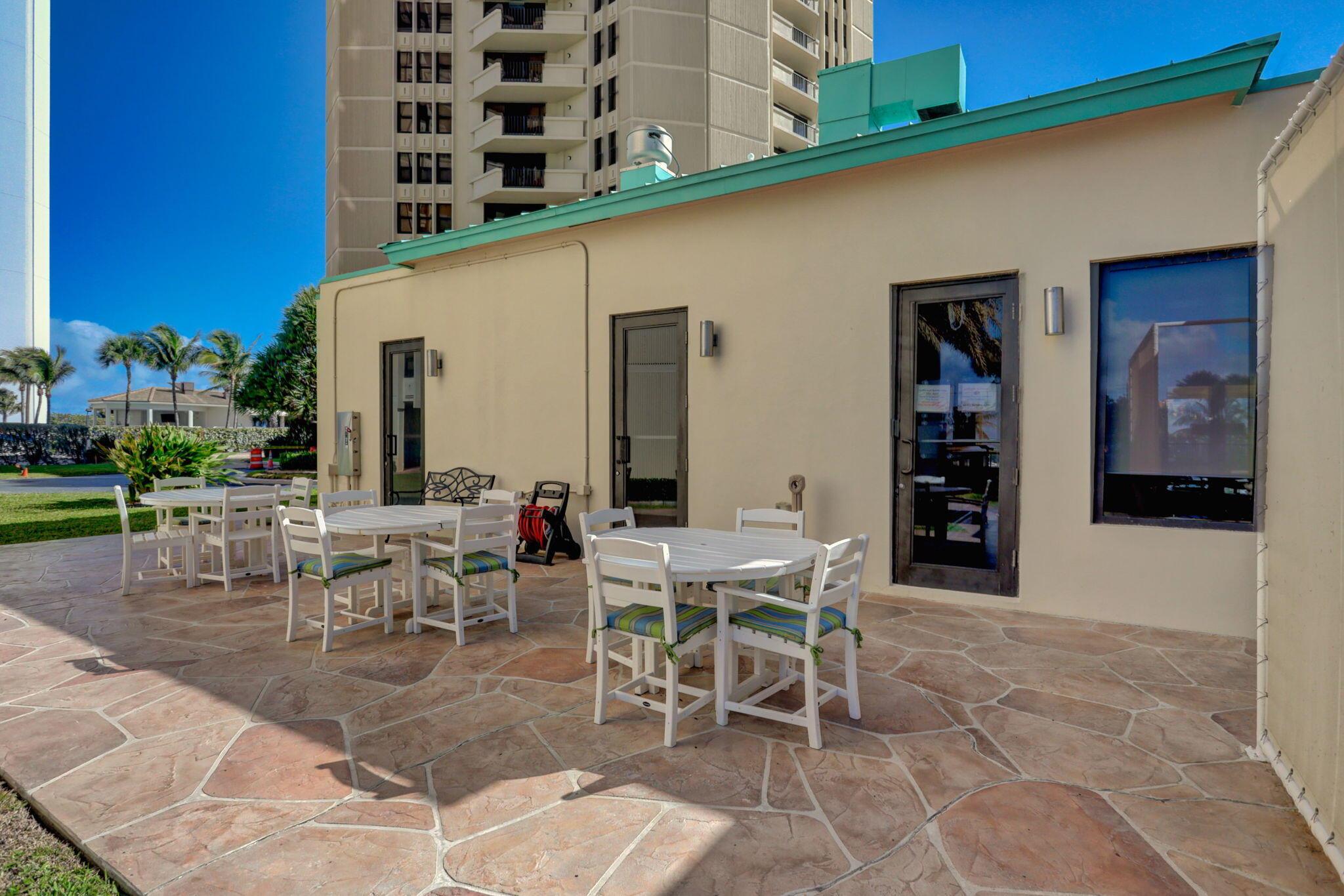 PHOENIX TOWERS CONDO - Residential Lease