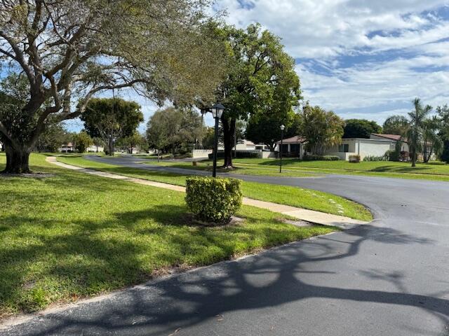 BOUNDBROOK CONDOMINIUMS - Residential