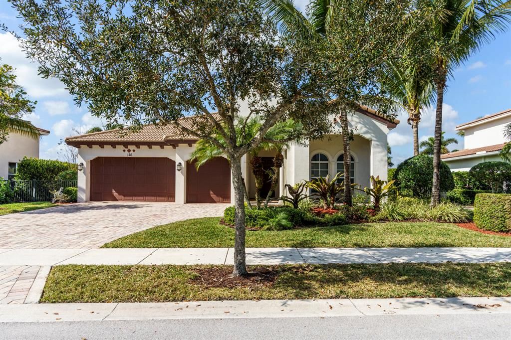Photo of 126 Andros Harbour Place, Jupiter, FL 33458 (MLS # R10691889)