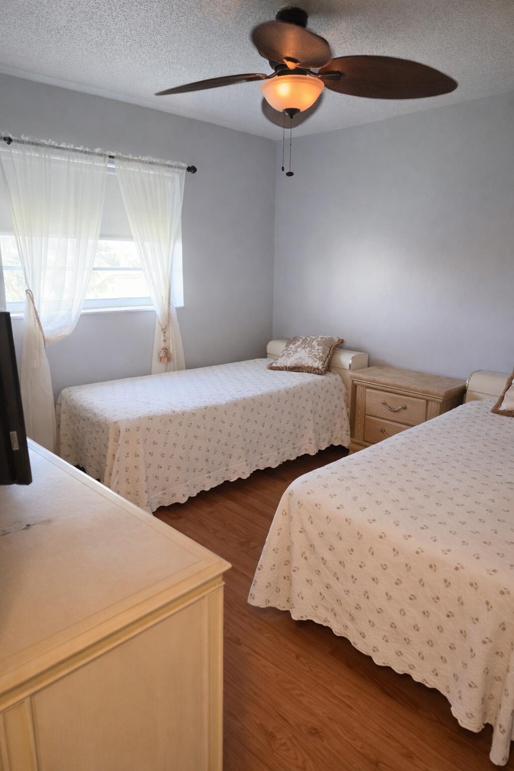 TOPAZ SOUTH CONDO - Residential