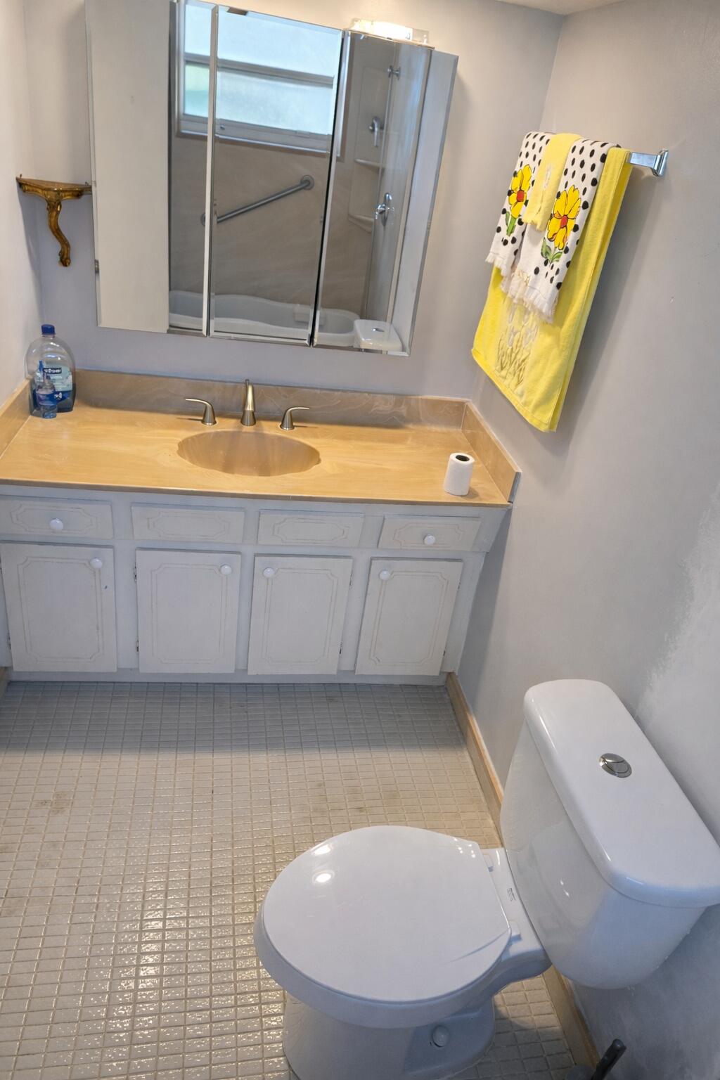 TOPAZ SOUTH CONDO - Residential