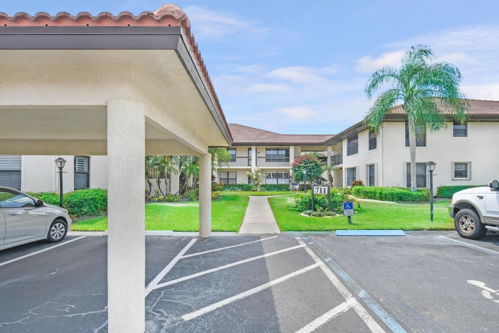 Photo of 711 SW South River Drive #106, Stuart, FL 34997 (MLS # R10983998)