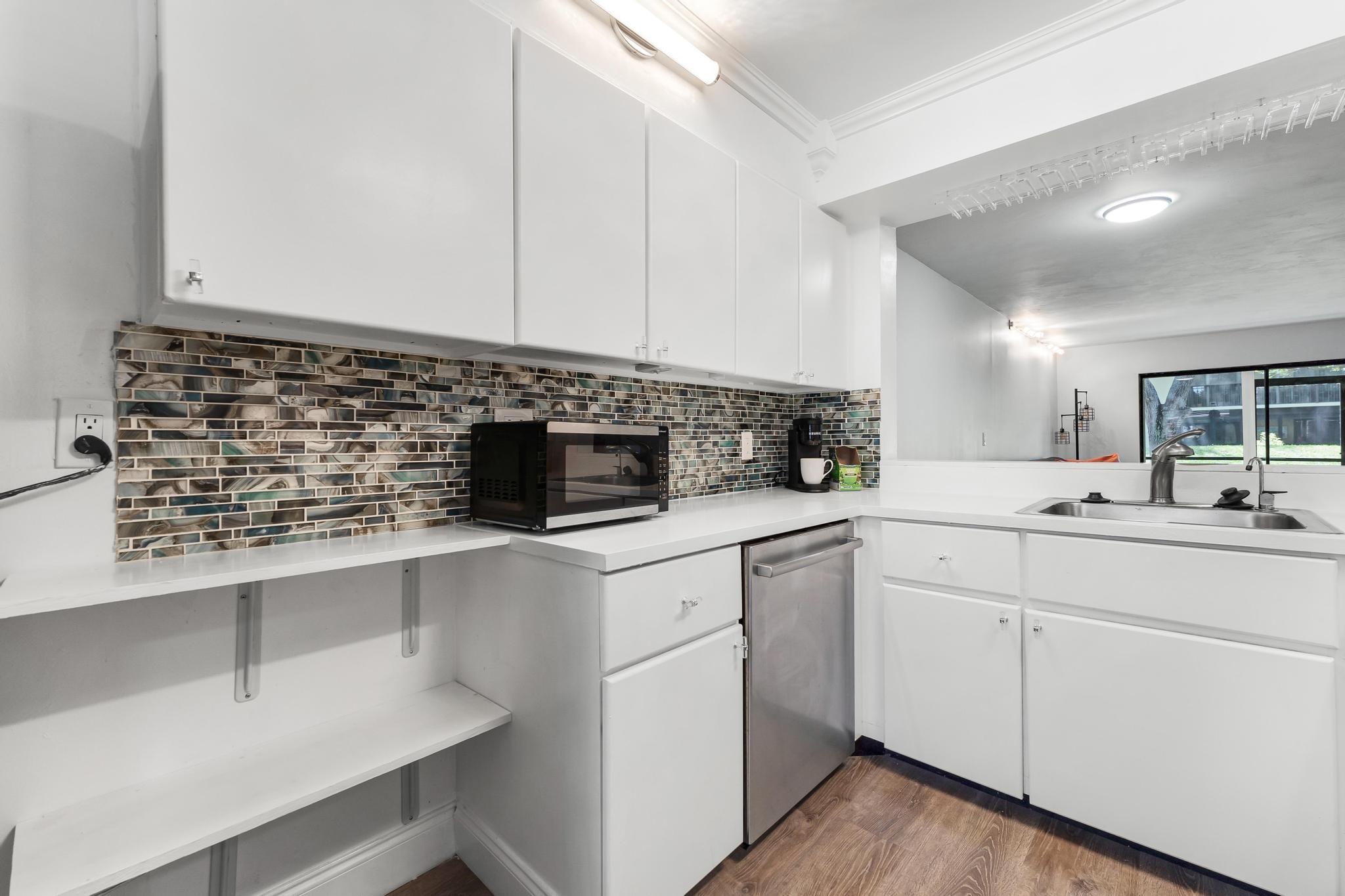 GARDENS OF WILLOW BEND CO - Residential Lease