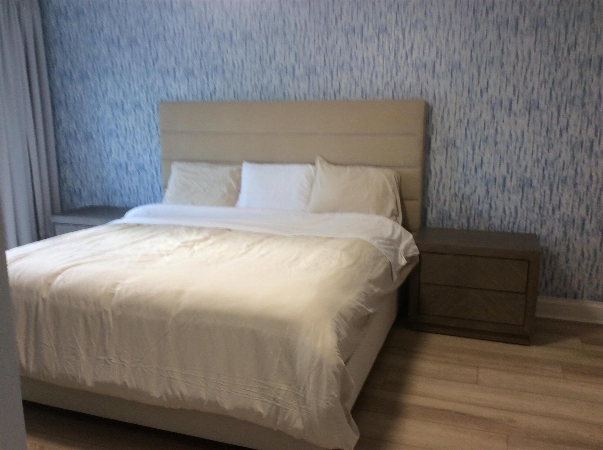 PINEWOOD EAST 2 OF WELLIN - Residential Lease