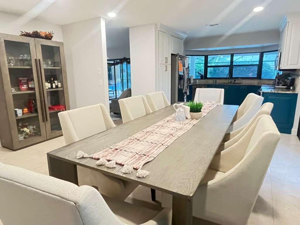 PINEWOOD EAST 2 OF WELLIN - Residential Lease