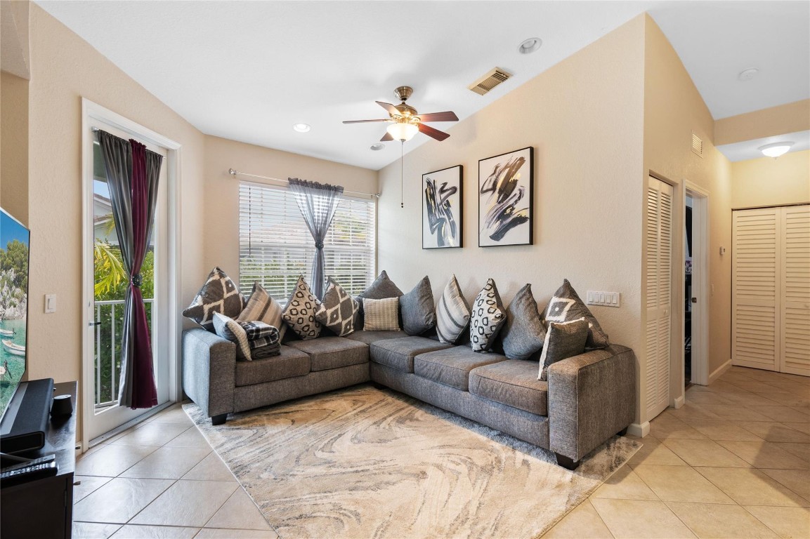 Thousand Oaks - Residential Lease